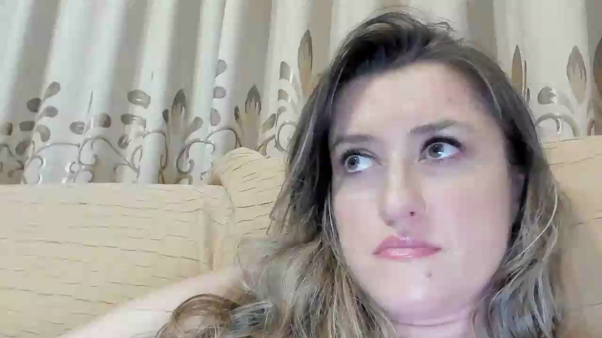 Gallery image thumbnail from BestDream's myfreecams stream on, 07/20/2026, 24:49 image 11 of 20