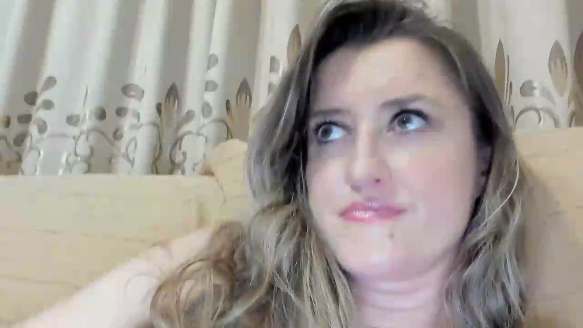 Gallery image thumbnail from BestDream's myfreecams stream on, 07/20/2026, 24:49 image 2 of 20