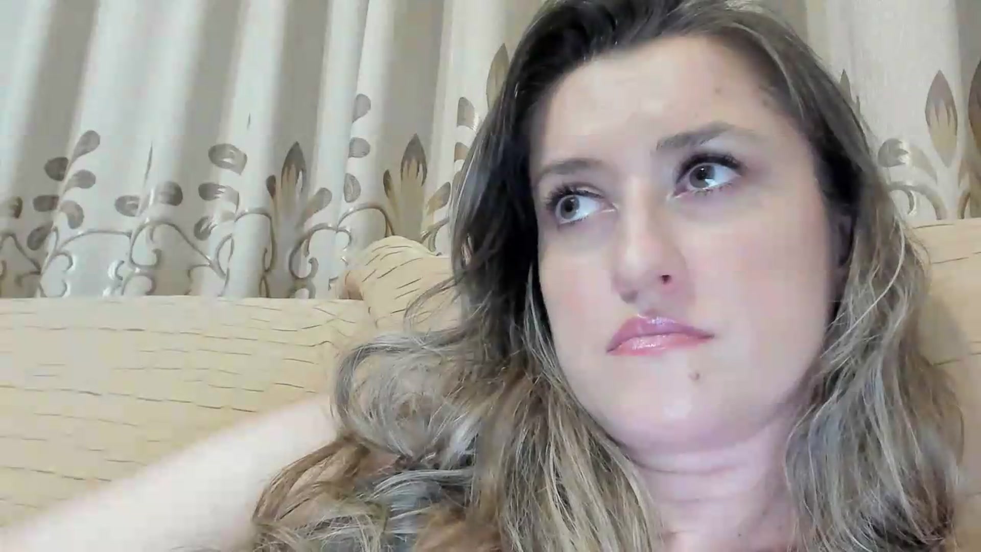 Gallery image thumbnail from BestDream's myfreecams stream on, 07/20/2026, 24:49 image 13 of 20