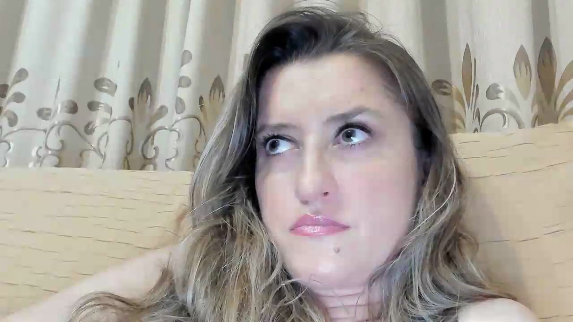 Gallery image thumbnail from BestDream's myfreecams stream on, 07/20/2026, 01:15 image 17 of 20