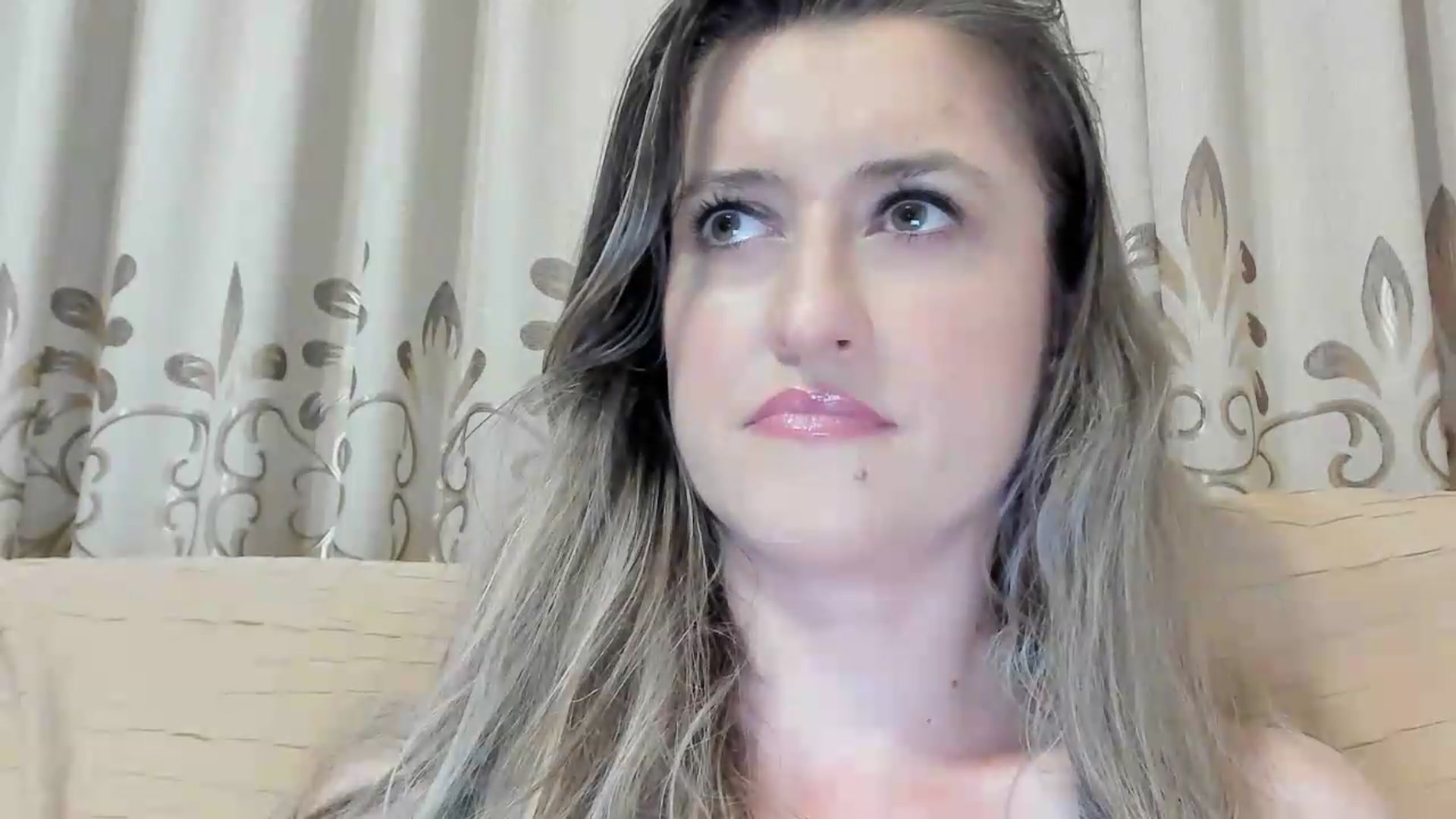 Gallery image thumbnail from BestDream's myfreecams stream on, 07/20/2026, 23:27 image 10 of 20