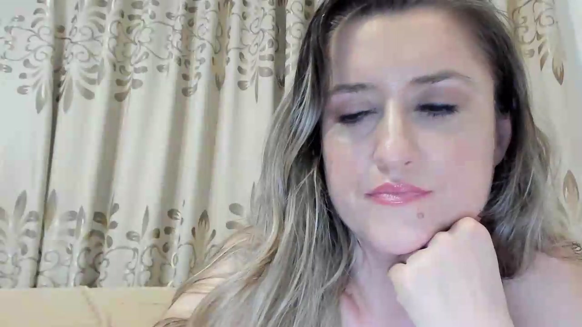 Gallery image thumbnail from BestDream's myfreecams stream on, 07/21/2026, 24:00 image 16 of 20