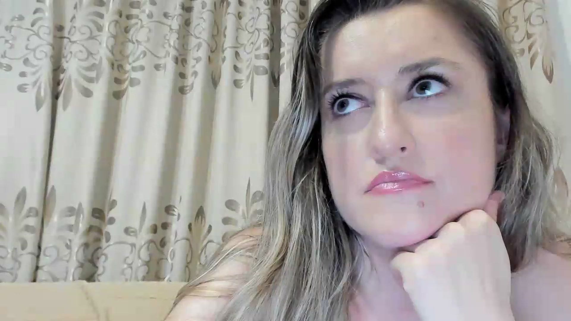 Gallery image thumbnail from BestDream's myfreecams stream on, 07/21/2026, 24:00 image 17 of 20