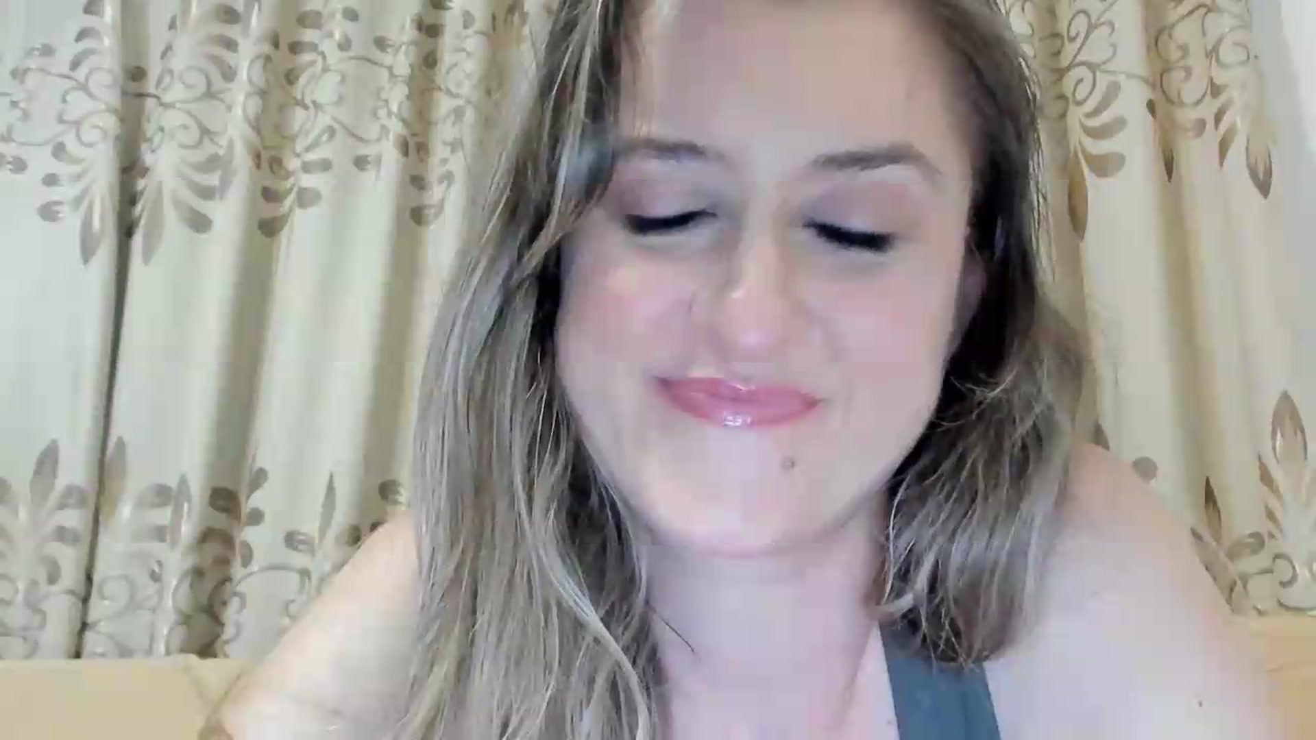 Gallery image thumbnail from BestDream's myfreecams stream on, 07/21/2026, 24:26 image 16 of 20