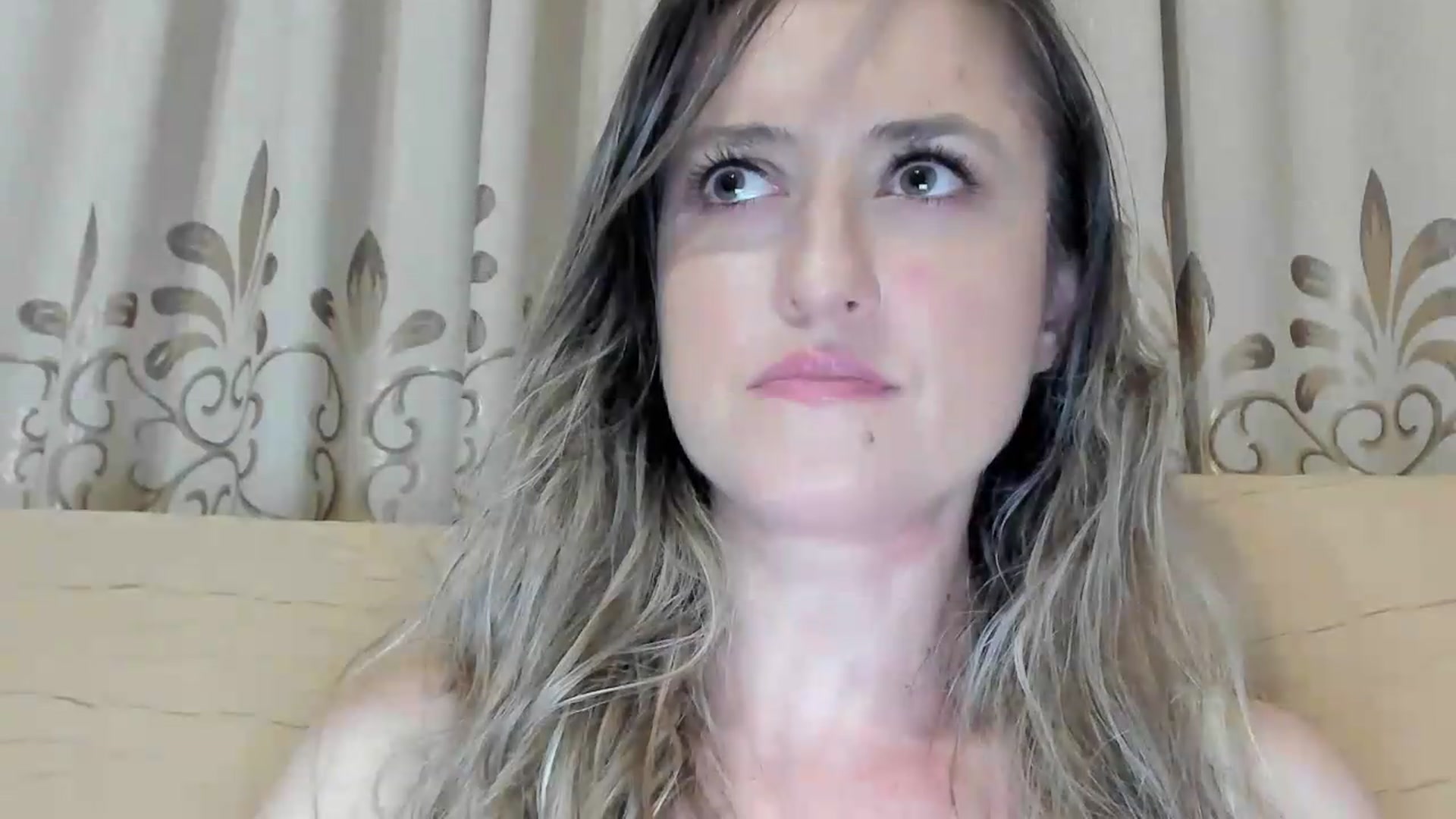 Gallery image thumbnail from BestDream's myfreecams stream on, 07/21/2026, 23:13 image 11 of 20