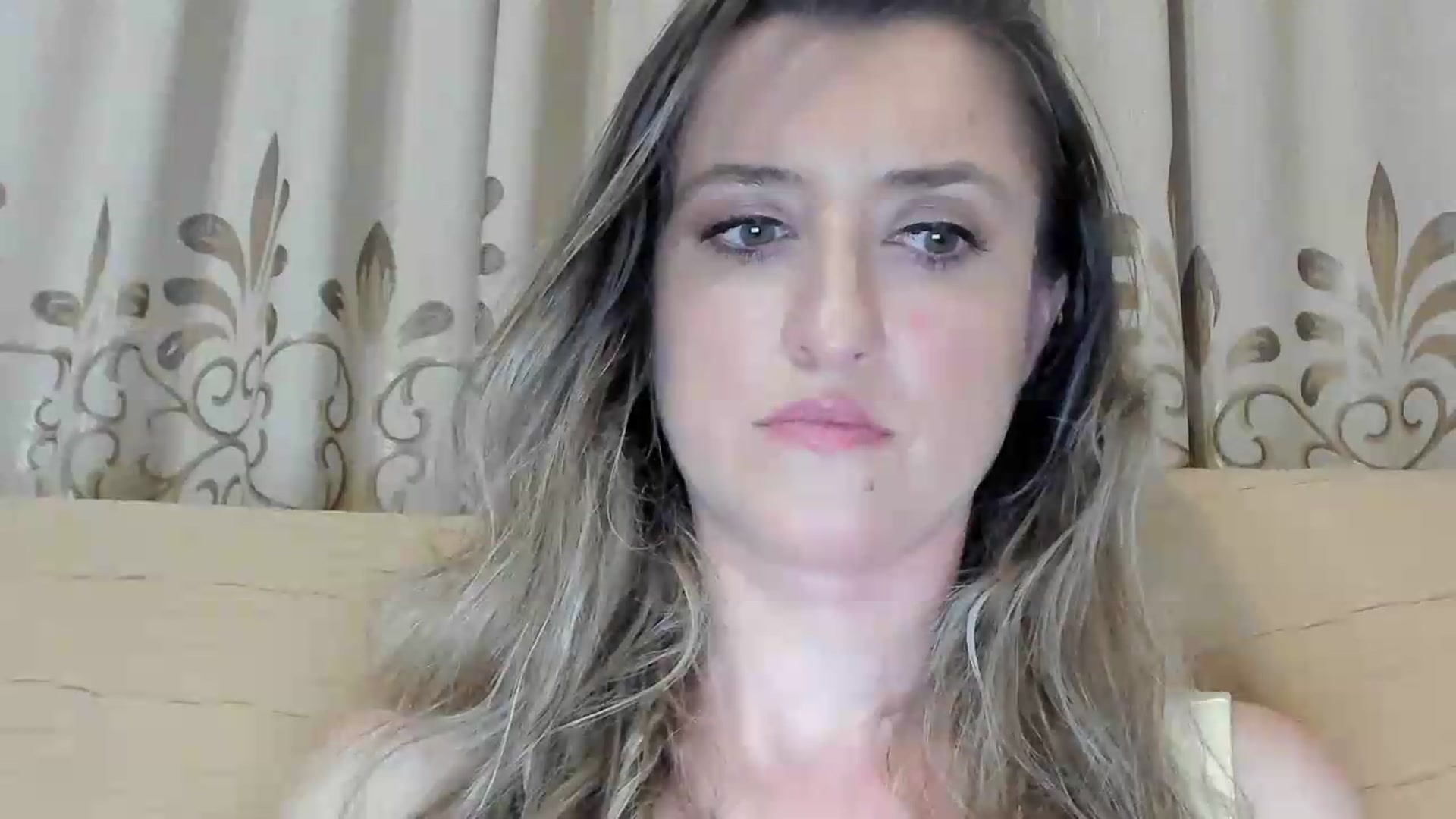 Gallery image thumbnail from BestDream's myfreecams stream on, 07/21/2026, 23:13 image 17 of 20