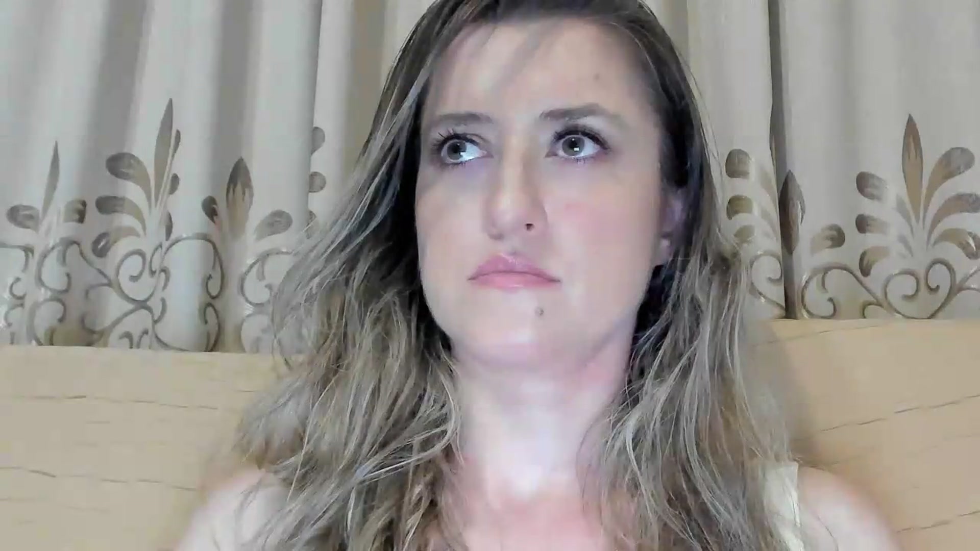 Gallery image thumbnail from BestDream's myfreecams stream on, 07/21/2026, 23:13 image 13 of 20