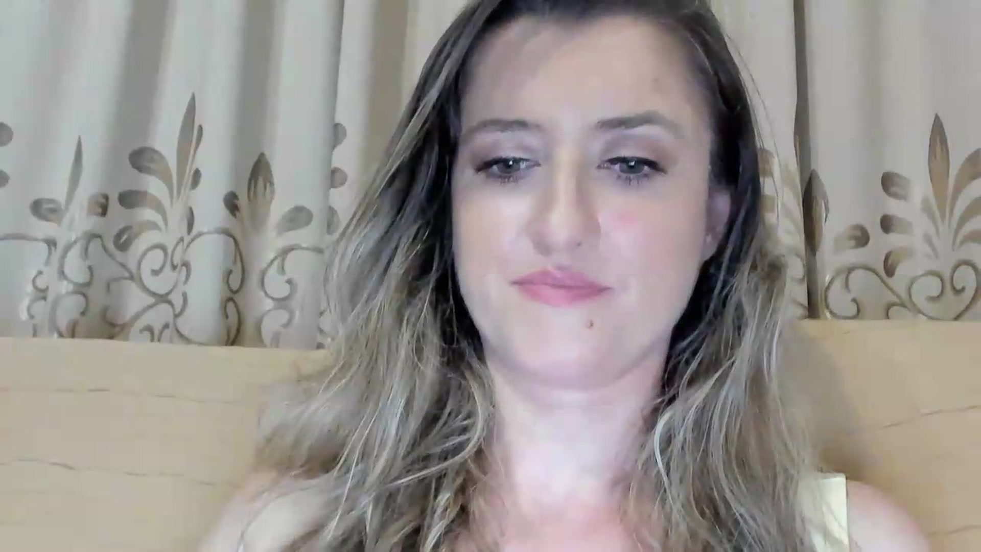 Gallery image thumbnail from BestDream's myfreecams stream on, 07/21/2026, 23:13 image 16 of 20