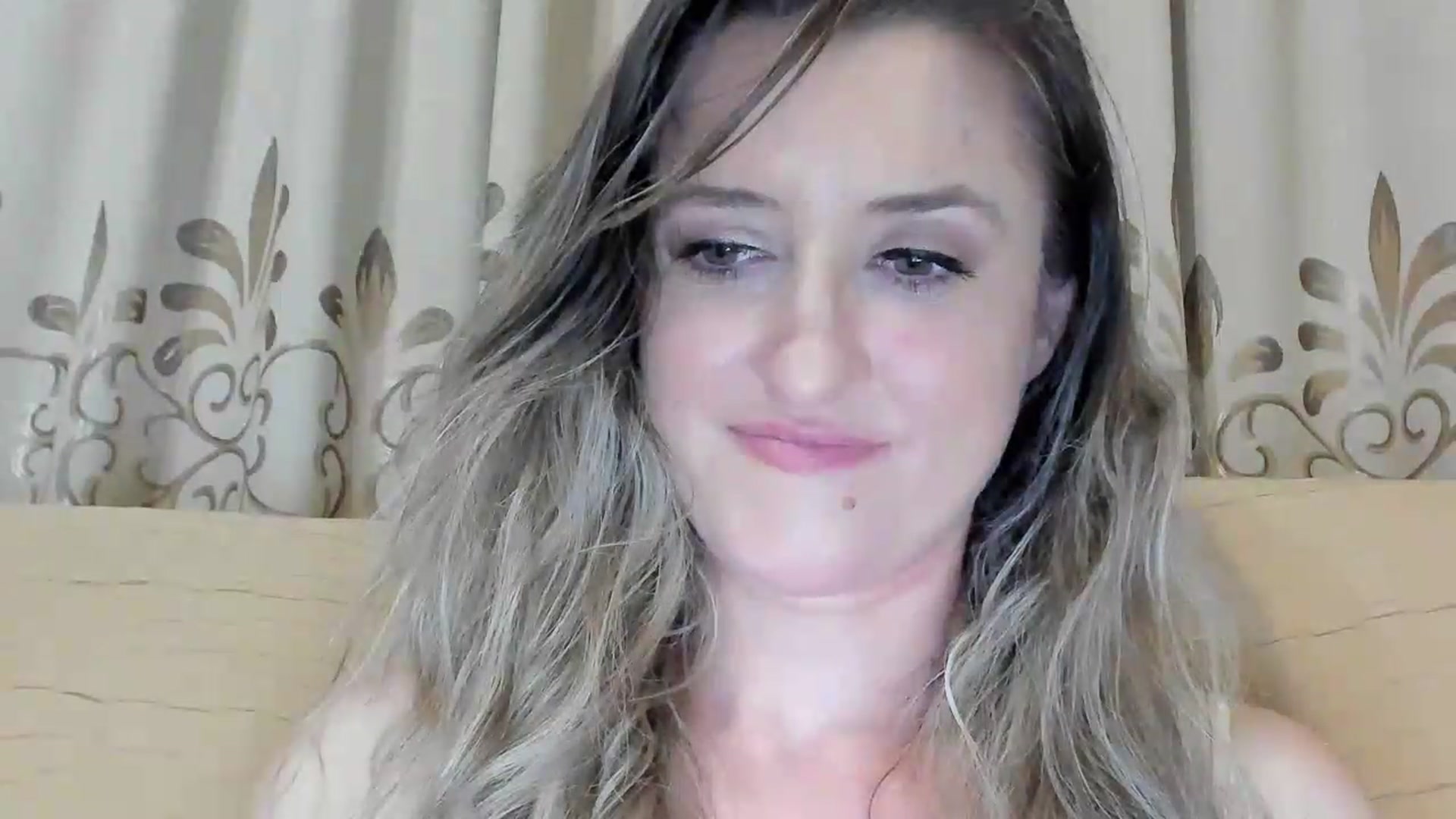 Gallery image thumbnail from BestDream's myfreecams stream on, 07/21/2026, 23:13 image 10 of 20