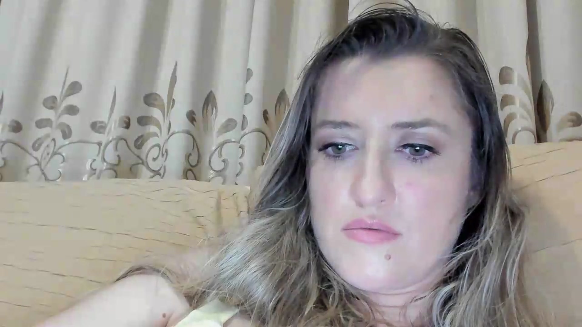 Gallery image thumbnail from BestDream's myfreecams stream on, 07/22/2026, 24:07 image 15 of 20
