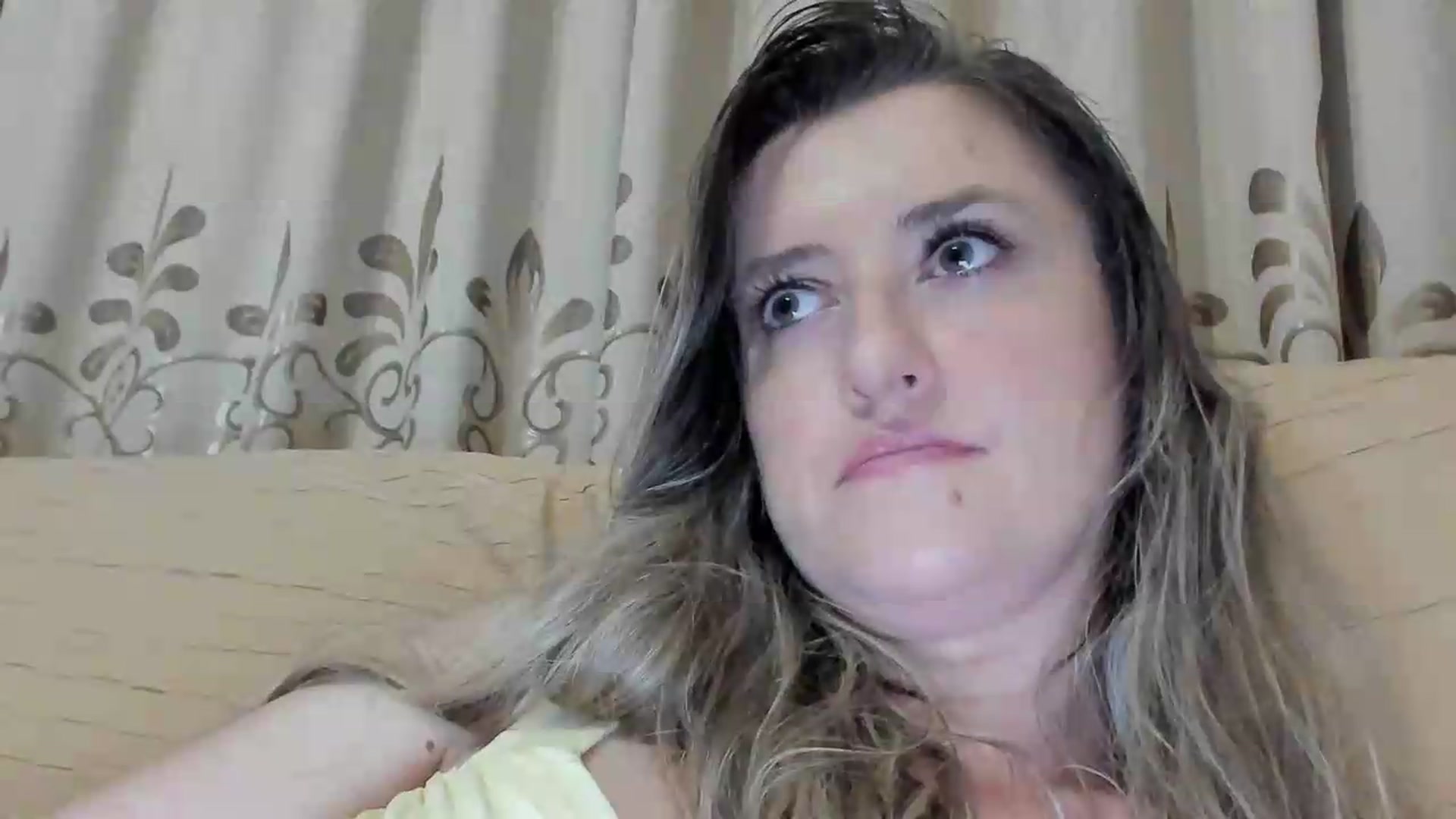 Gallery image thumbnail from BestDream's myfreecams stream on, 07/22/2026, 24:07 image 14 of 20