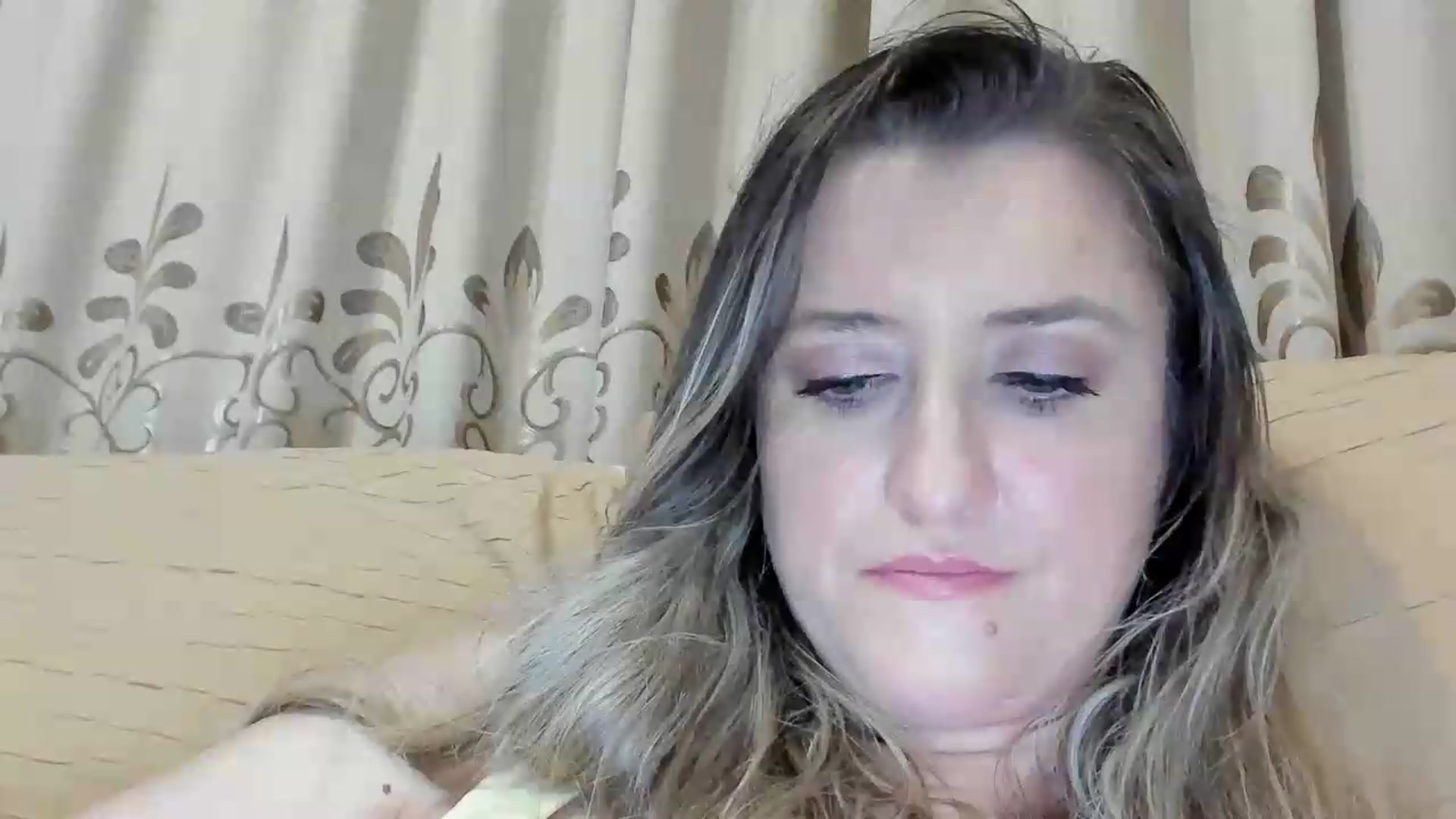 Gallery image thumbnail from BestDream's myfreecams stream on, 07/22/2026, 24:07 image 13 of 20