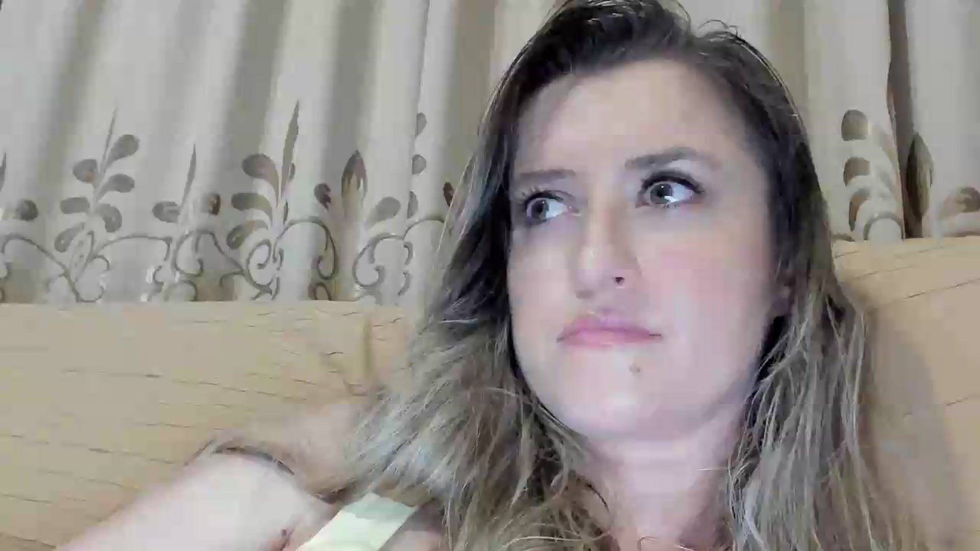 Gallery image thumbnail from BestDream's myfreecams stream on, 07/22/2026, 24:07 image 1 of 20