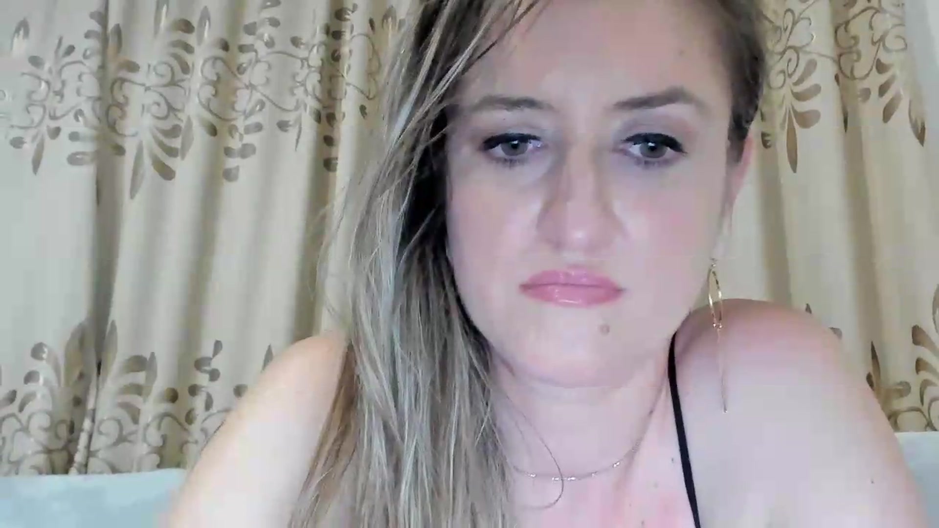 Gallery image thumbnail from BestDream's myfreecams stream on, 07/27/2026, 23:38 image 19 of 20