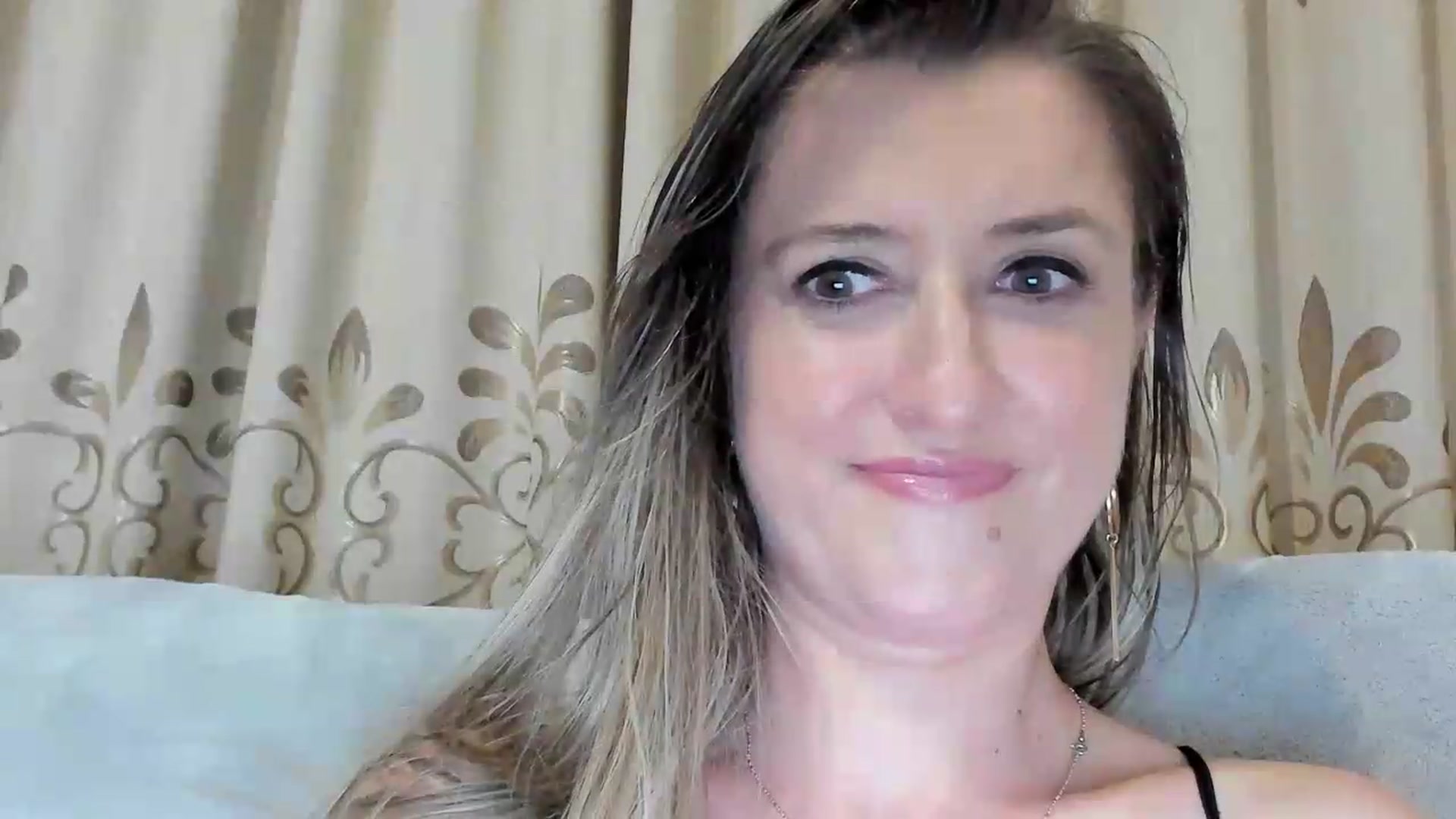 Gallery image thumbnail from BestDream's myfreecams stream on, 07/28/2026, 24:14 image 16 of 20