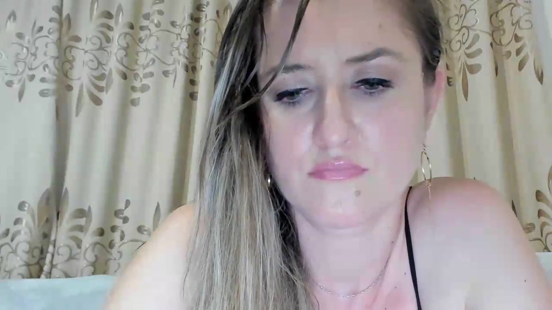 Gallery image thumbnail from BestDream's myfreecams stream on, 07/28/2026, 24:14 image 3 of 20