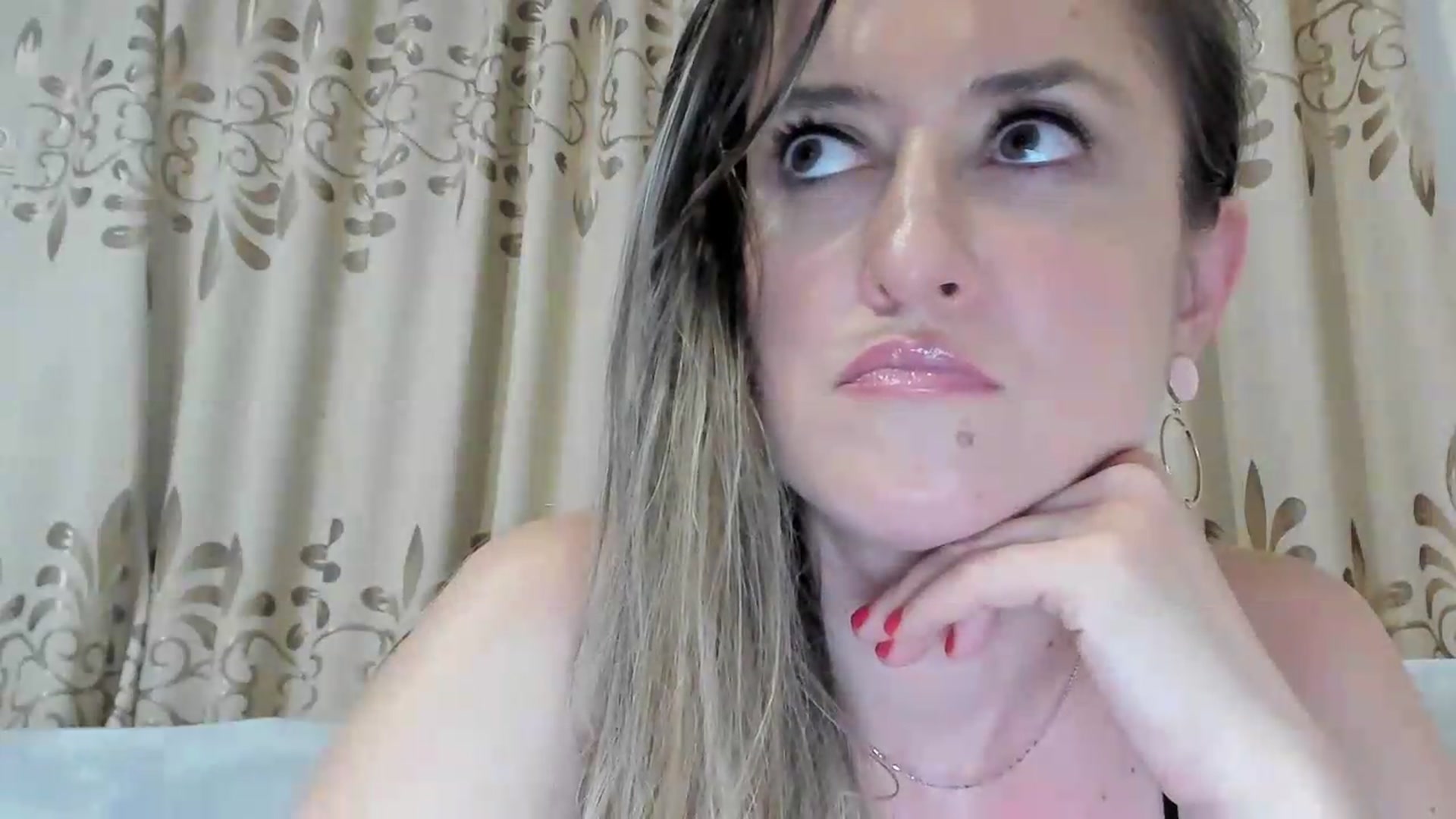 Gallery image thumbnail from BestDream's myfreecams stream on, 07/28/2026, 24:14 image 2 of 20