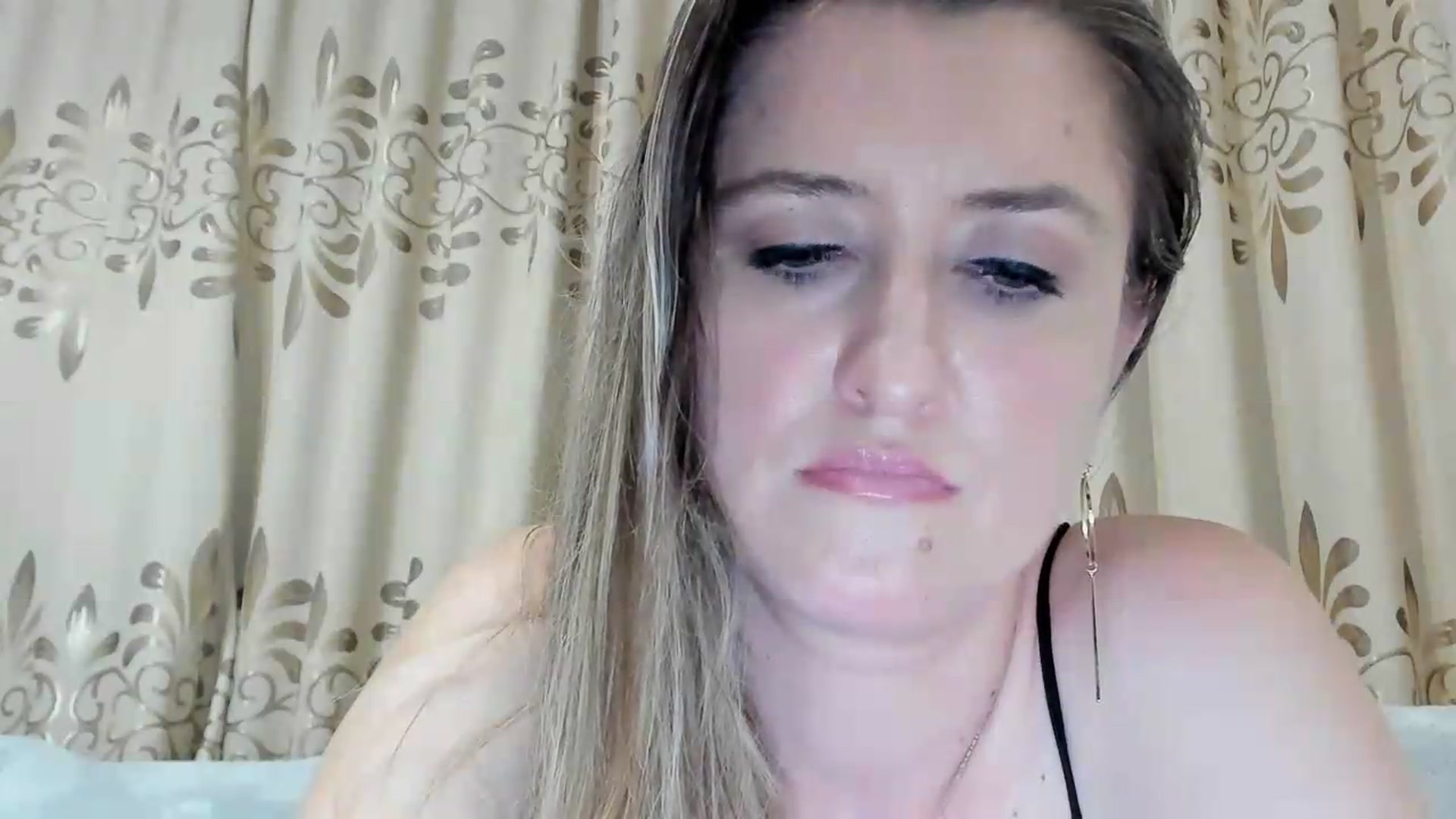 Gallery image thumbnail from BestDream's myfreecams stream on, 07/28/2026, 24:54 image 14 of 20