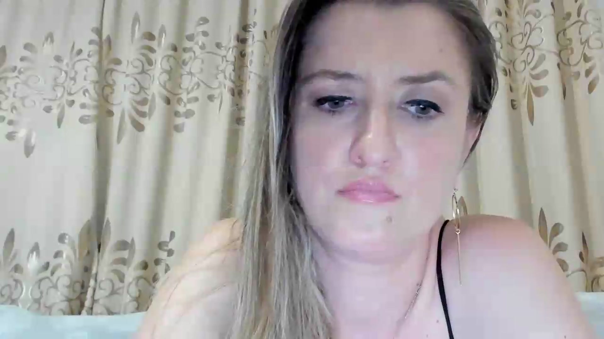 Gallery image thumbnail from BestDream's myfreecams stream on, 07/28/2026, 24:54 image 10 of 20