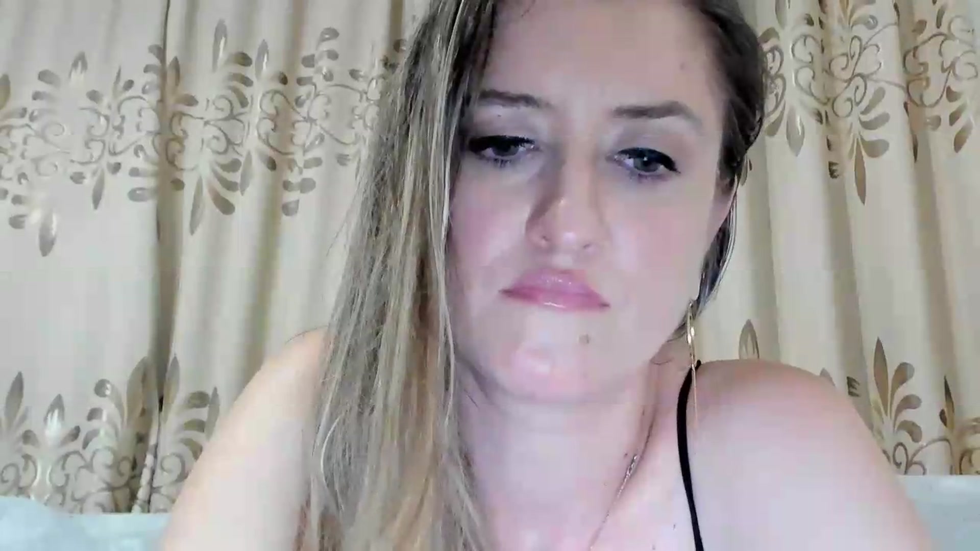 Gallery image thumbnail from BestDream's myfreecams stream on, 07/28/2026, 01:12 image 9 of 20