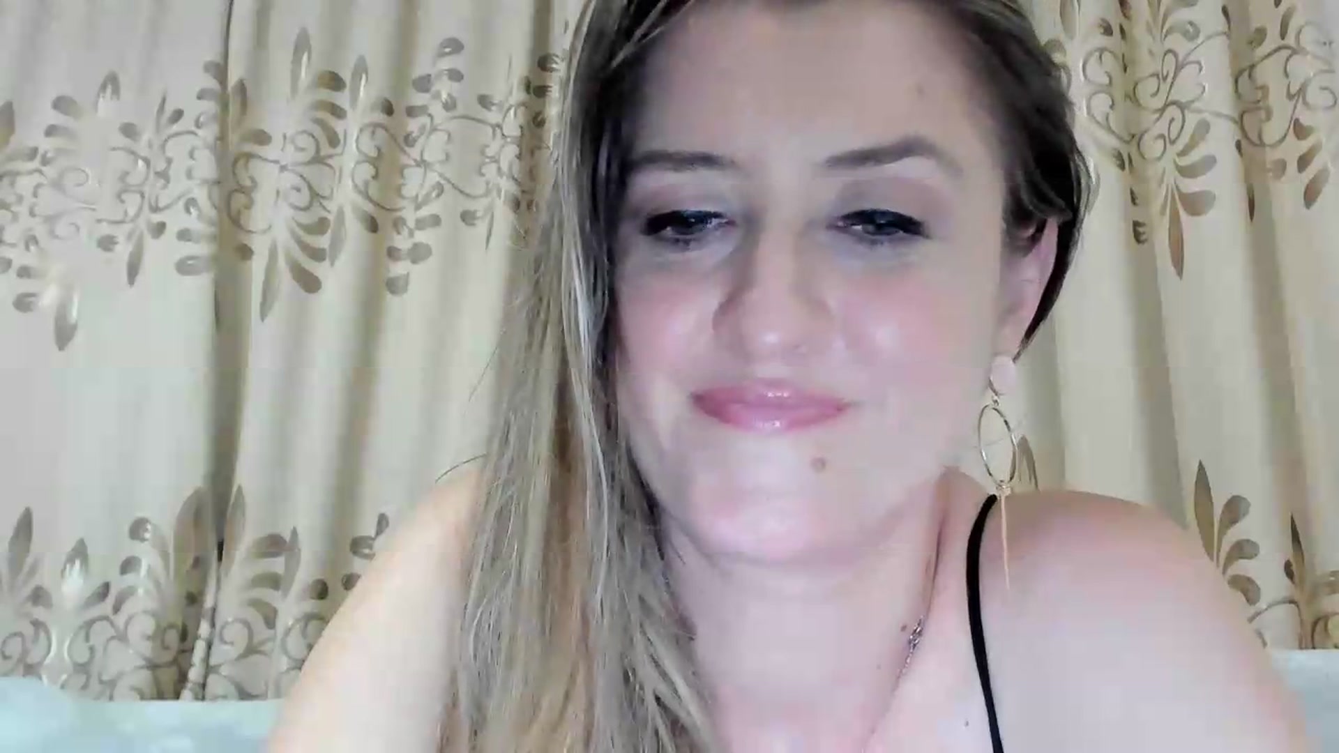 Gallery image thumbnail from BestDream's myfreecams stream on, 07/28/2026, 01:12 image 6 of 20