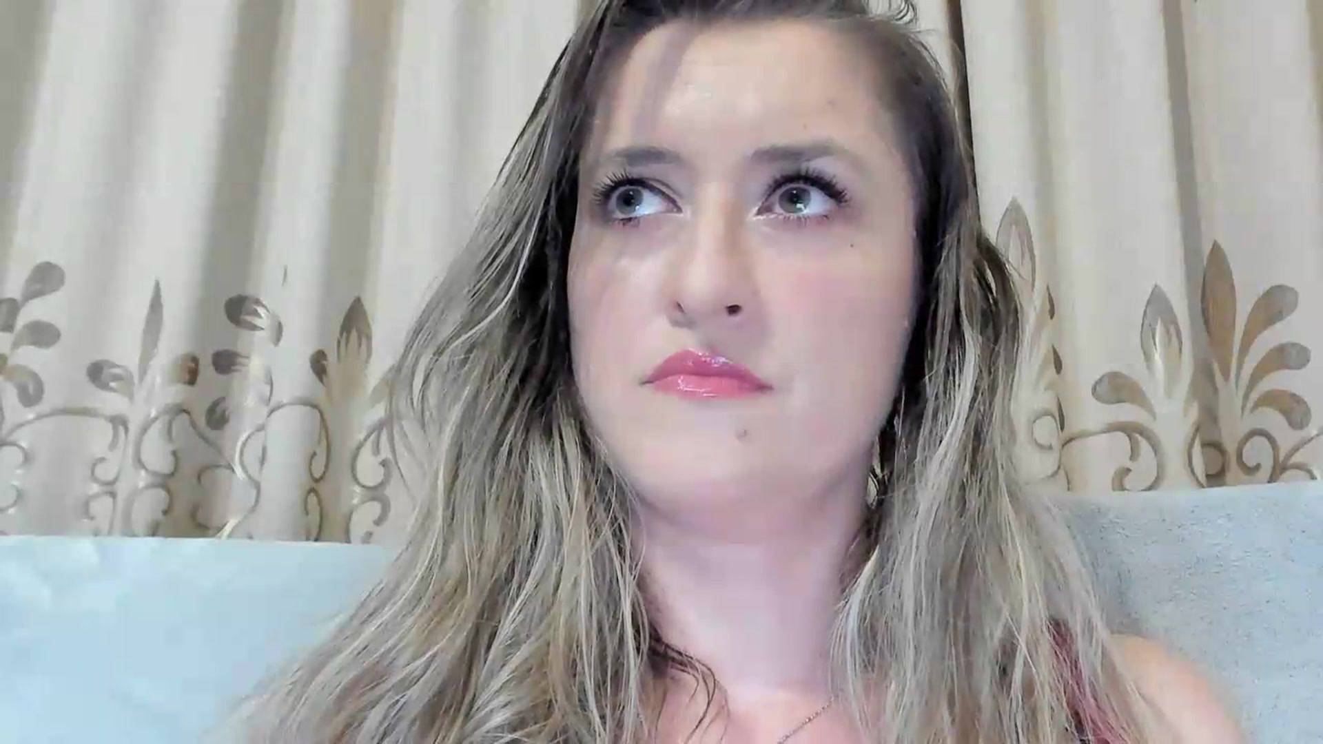 Gallery image thumbnail from BestDream's myfreecams stream on, 07/28/2026, 23:41 image 18 of 20