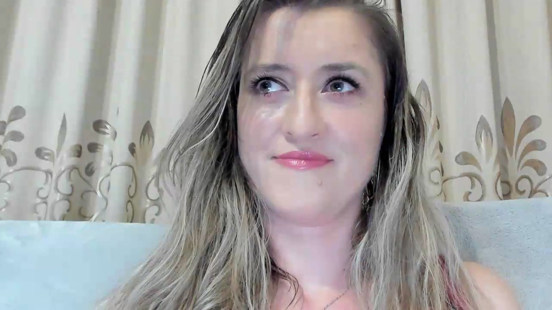 Gallery image thumbnail from BestDream's myfreecams stream on, 07/28/2026, 23:41 image 19 of 20