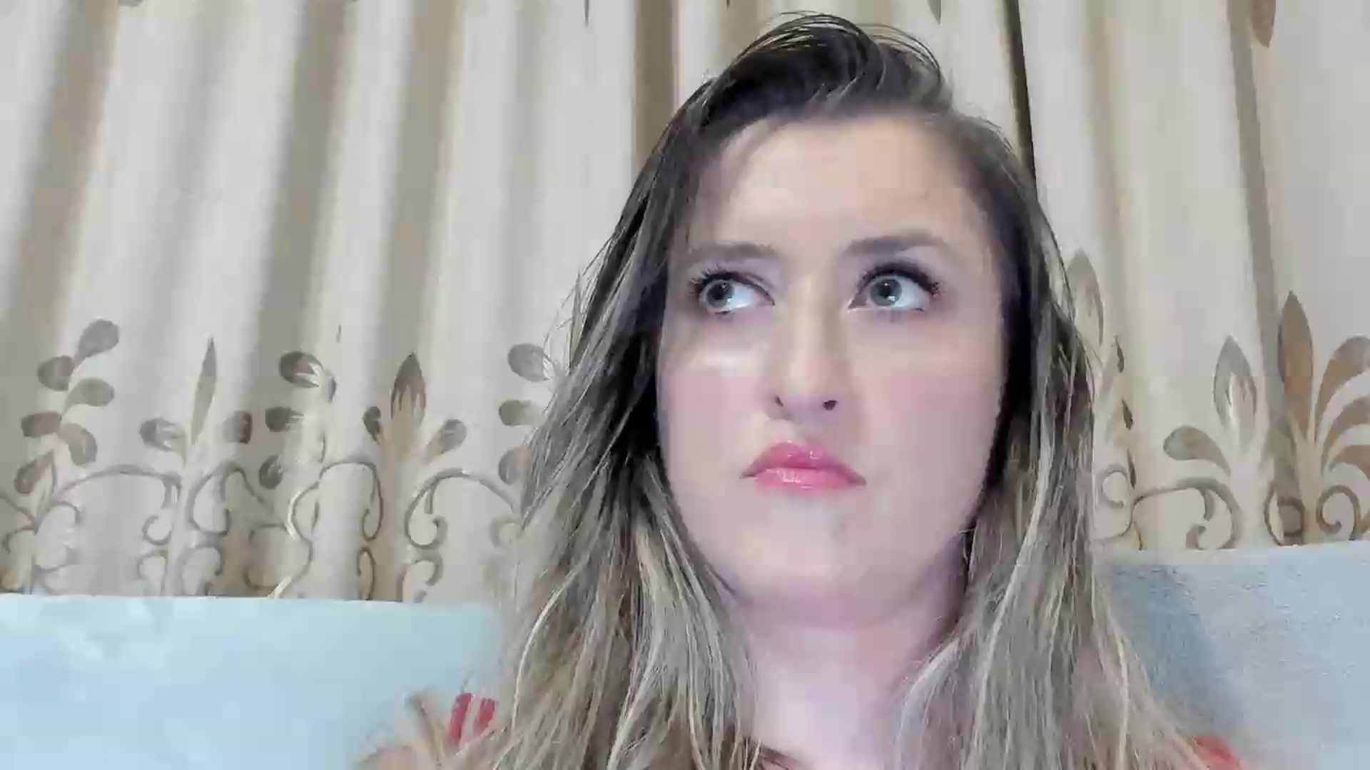 Gallery image thumbnail from BestDream's myfreecams stream on, 07/29/2026, 24:27 image 18 of 20