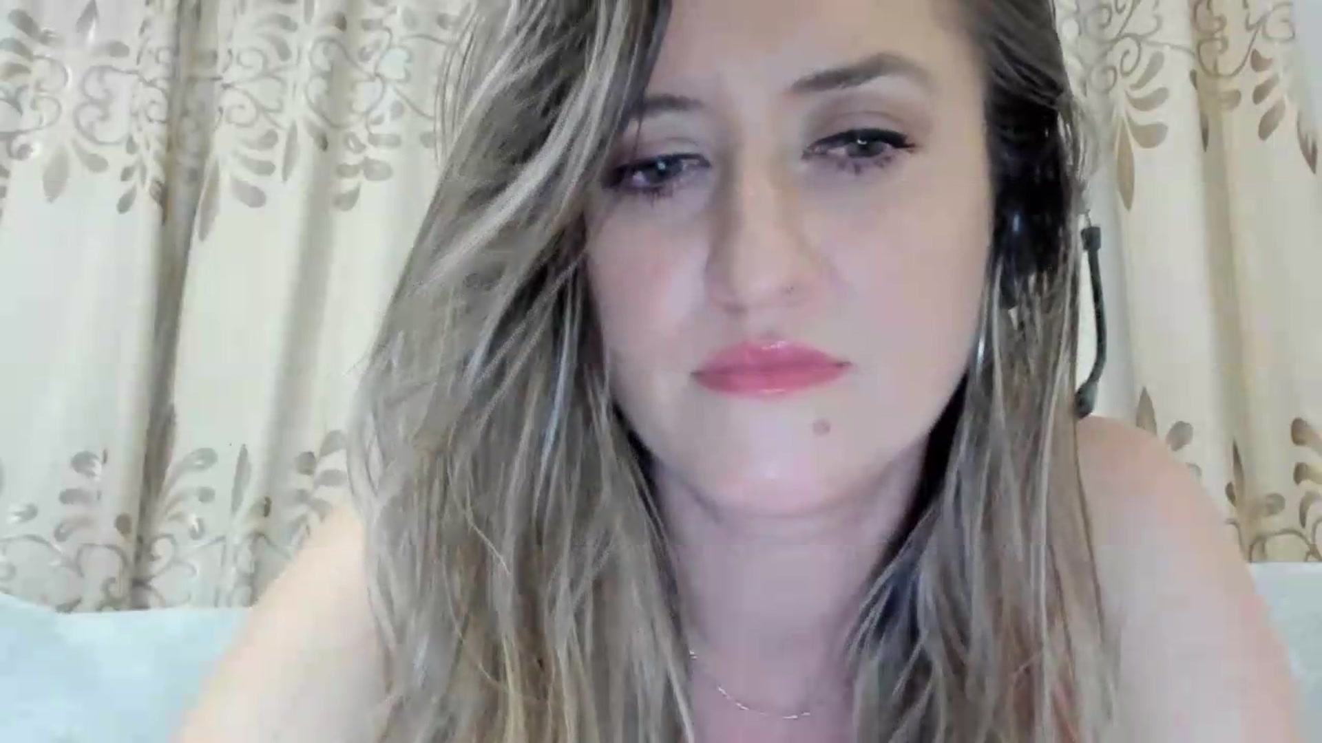 Gallery image thumbnail from BestDream's myfreecams stream on, 07/29/2026, 03:20 image 13 of 20
