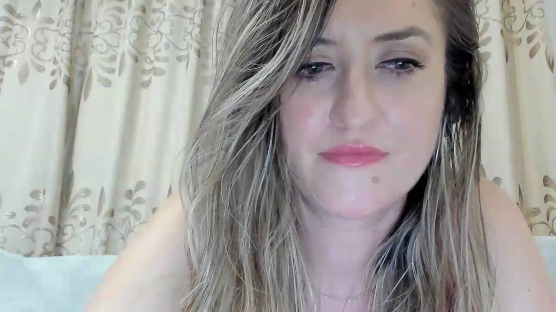 Gallery image thumbnail from BestDream's myfreecams stream on, 07/29/2026, 03:20 image 14 of 20