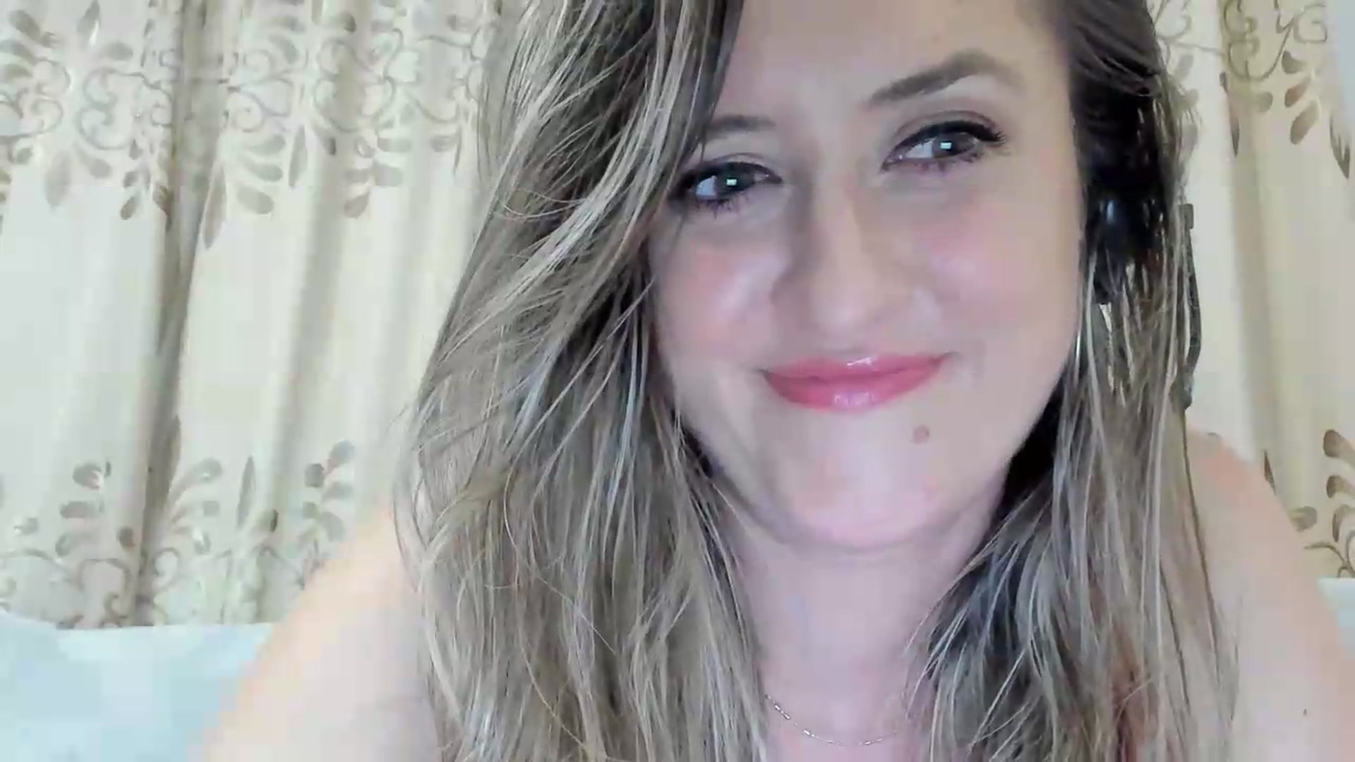 Gallery image thumbnail from BestDream's myfreecams stream on, 07/29/2026, 03:20 image 19 of 20