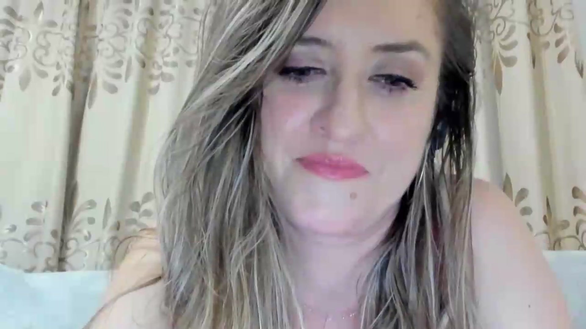 Gallery image thumbnail from BestDream's myfreecams stream on, 07/29/2026, 03:20 image 4 of 20