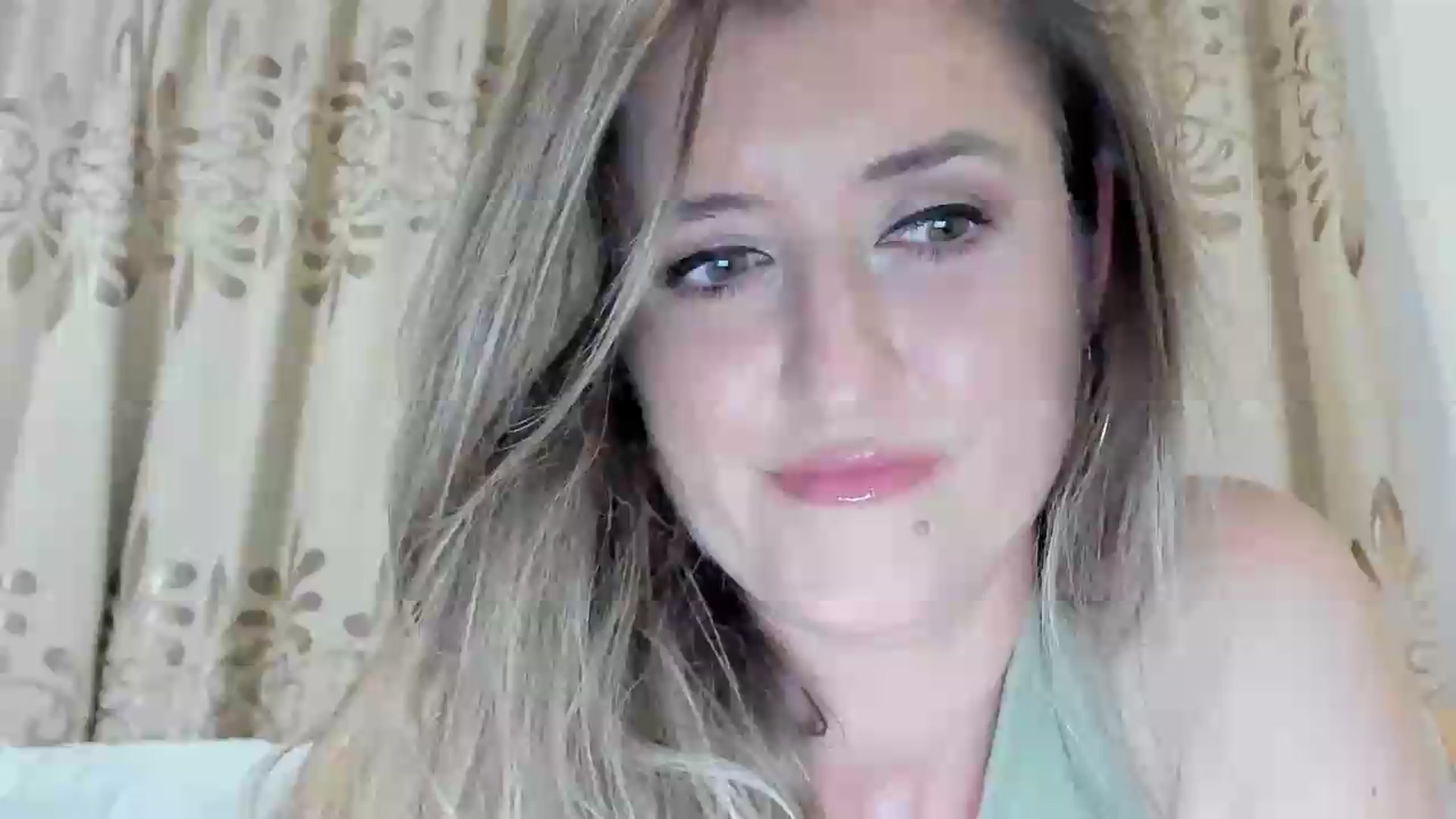 Gallery image thumbnail from BestDream's myfreecams stream on, 07/29/2026, 22:03 image 1 of 20