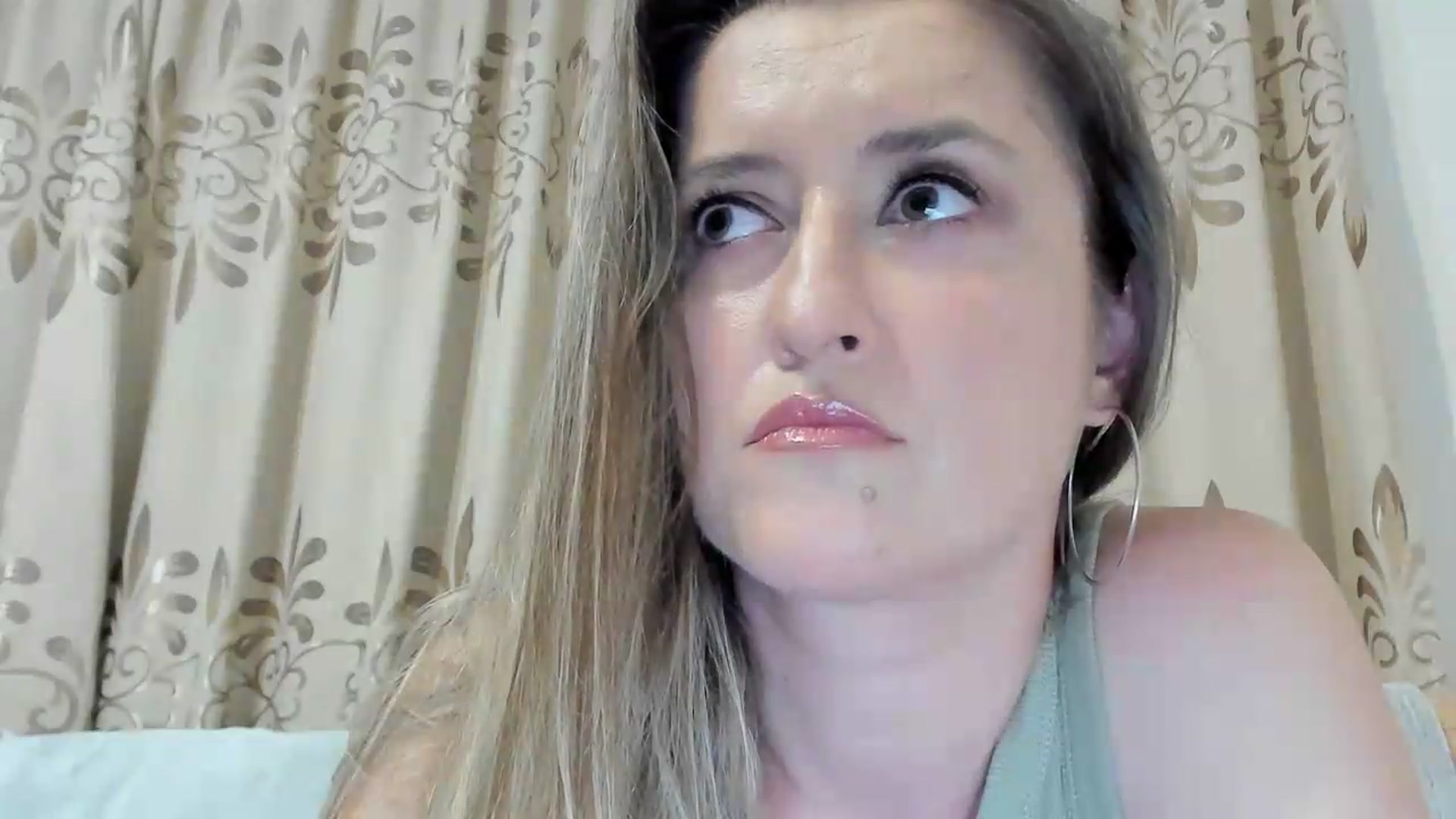 Gallery image thumbnail from BestDream's myfreecams stream on, 07/29/2026, 22:03 image 9 of 20