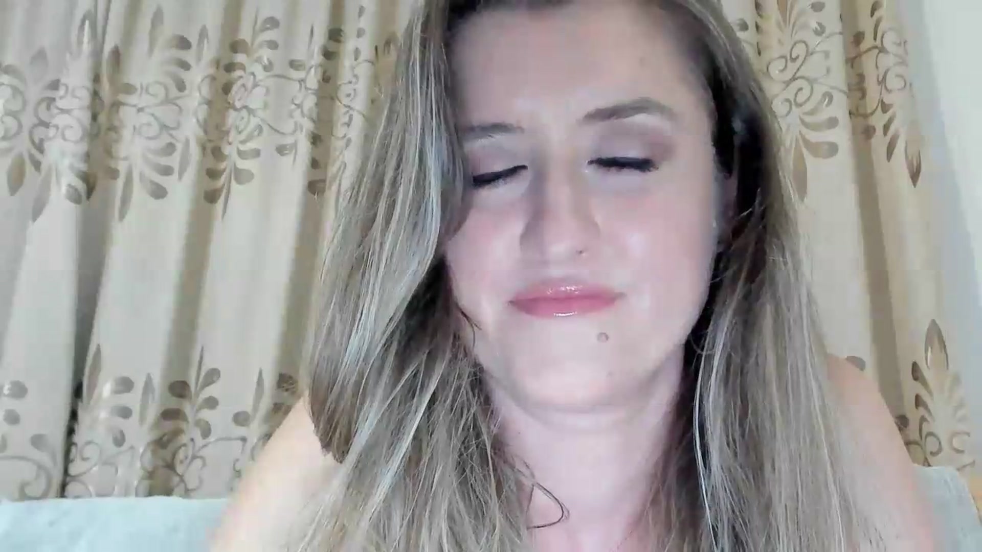 Gallery image thumbnail from BestDream's myfreecams stream on, 07/29/2026, 22:03 image 2 of 20