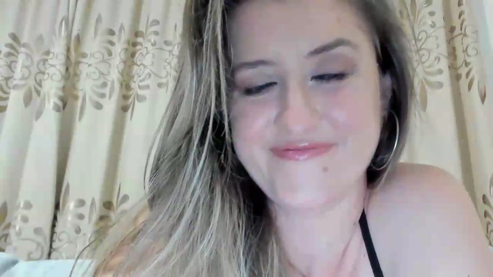 Gallery image thumbnail from BestDream's myfreecams stream on, 07/29/2026, 23:28 image 8 of 20