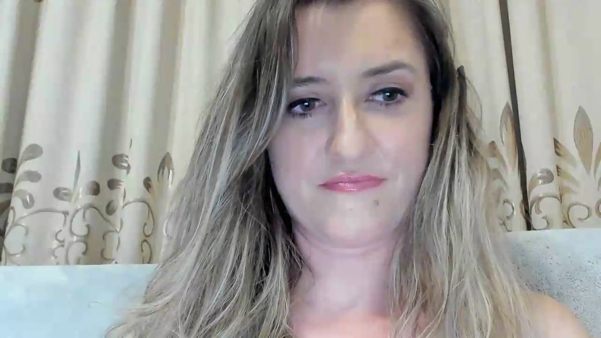 Gallery image thumbnail from BestDream's myfreecams stream on, 07/30/2026, 23:52 image 15 of 20