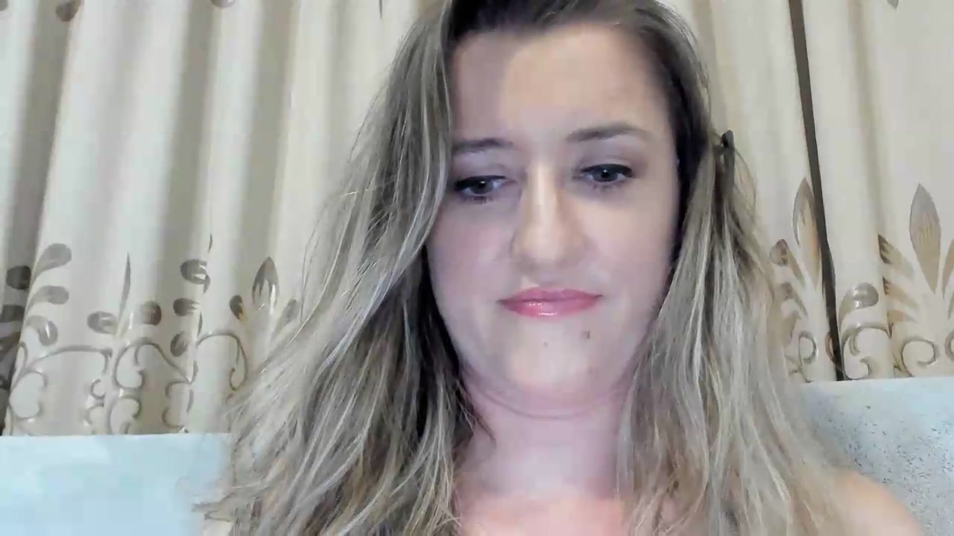 Gallery image thumbnail from BestDream's myfreecams stream on, 07/30/2026, 23:52 image 10 of 20