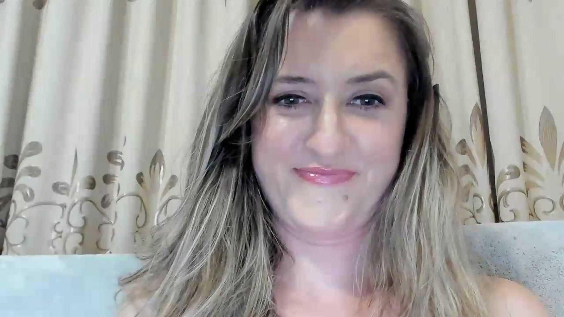 Gallery image thumbnail from BestDream's myfreecams stream on, 07/30/2026, 23:52 image 17 of 20