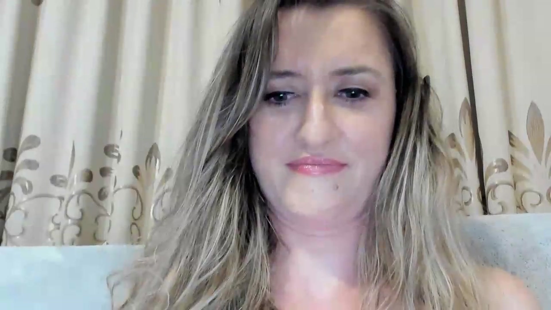 Gallery image thumbnail from BestDream's myfreecams stream on, 07/30/2026, 23:52 image 12 of 20