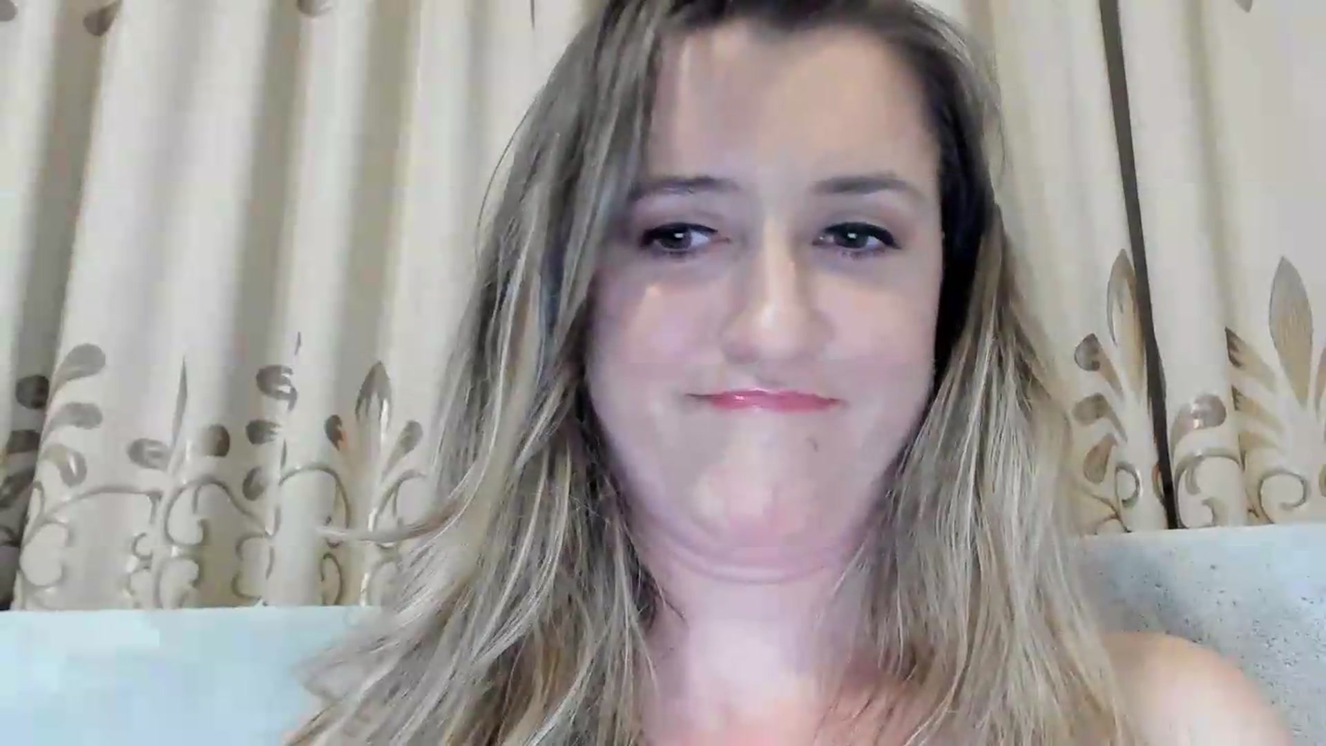 Gallery image thumbnail from BestDream's myfreecams stream on, 07/31/2026, 24:31 image 4 of 20