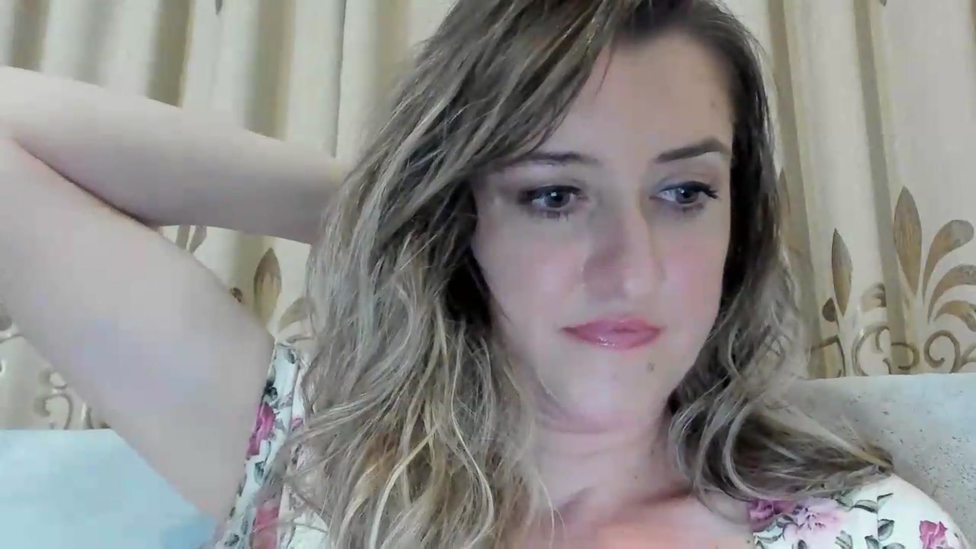 Gallery image thumbnail from BestDream's myfreecams stream on, 07/31/2026, 21:45 image 6 of 20