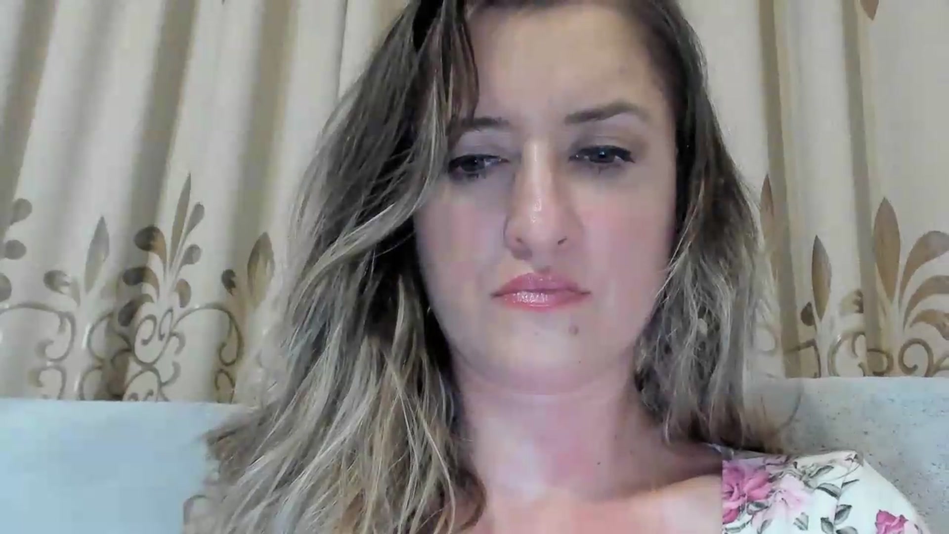 Gallery image thumbnail from BestDream's myfreecams stream on, 07/31/2026, 23:35 image 16 of 20