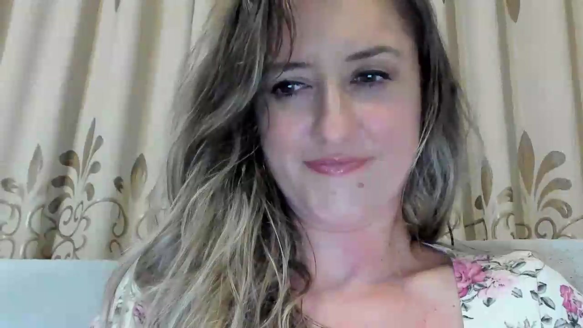 Gallery image thumbnail from BestDream's myfreecams stream on, 07/31/2026, 23:35 image 14 of 20