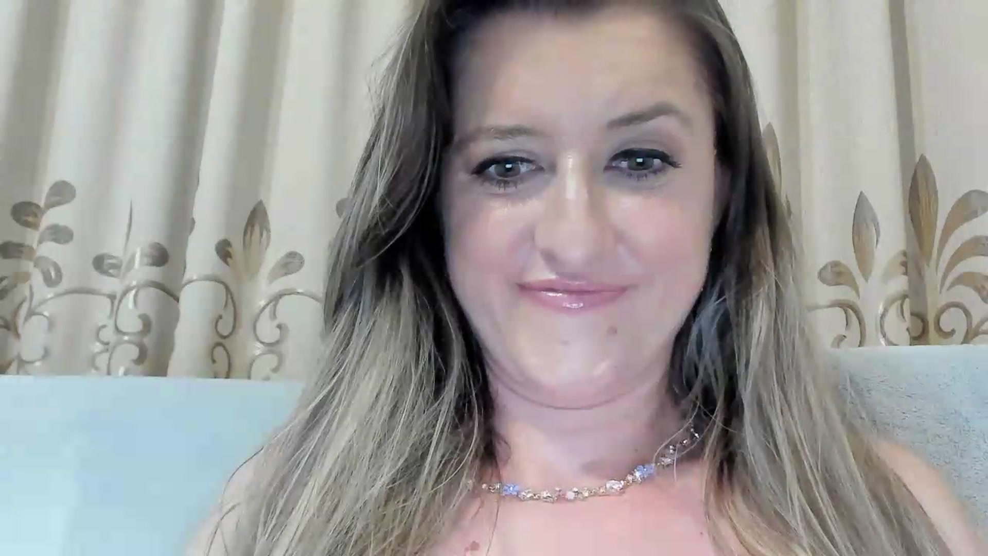 Gallery image thumbnail from BestDream's myfreecams stream on, 08/01/2026, 20:29 image 8 of 20