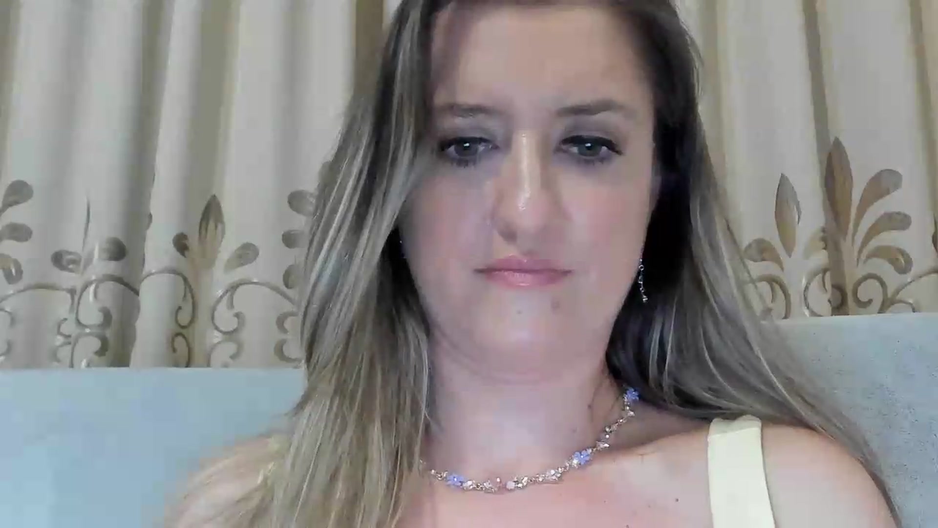 Gallery image thumbnail from BestDream's myfreecams stream on, 08/01/2026, 21:58 image 4 of 20