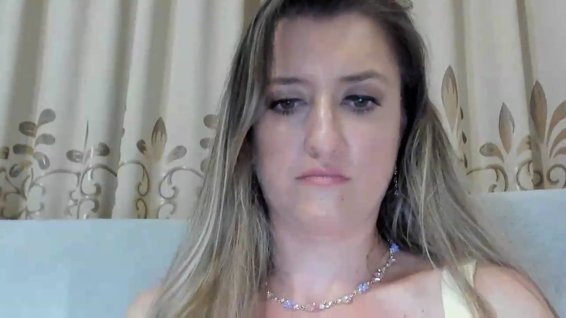 Gallery image thumbnail from BestDream's myfreecams stream on, 08/01/2026, 21:58 image 15 of 20