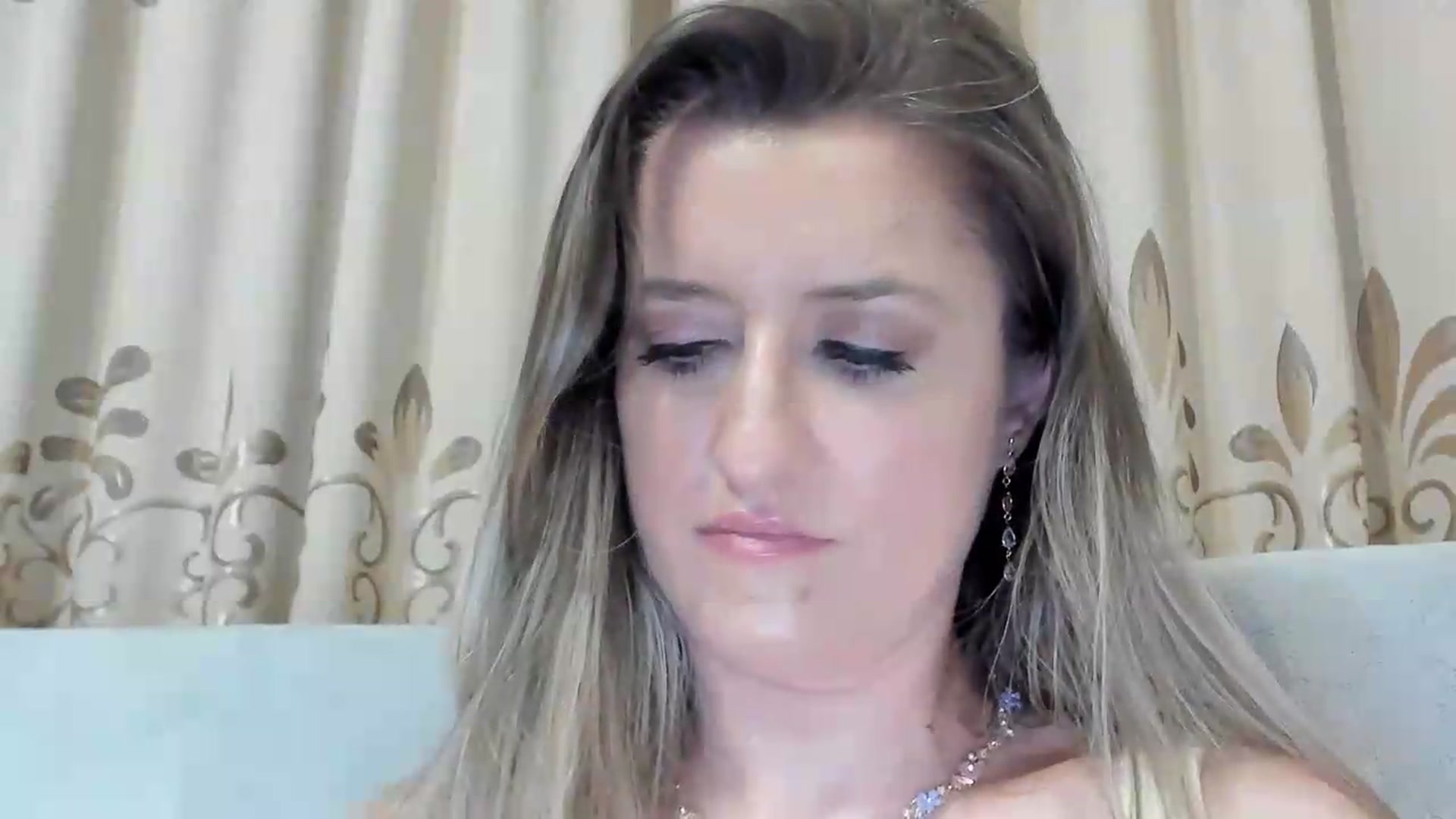 Gallery image thumbnail from BestDream's myfreecams stream on, 08/01/2026, 21:58 image 12 of 20