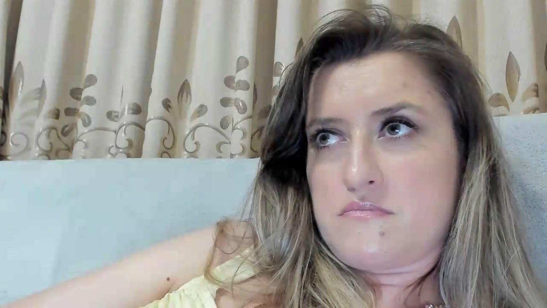 Gallery image thumbnail from BestDream's myfreecams stream on, 08/01/2026, 23:14 image 15 of 20