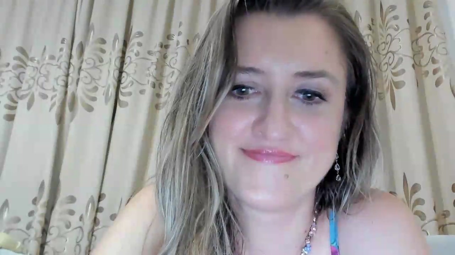 Gallery image thumbnail from BestDream's myfreecams stream on, 08/02/2026, 20:39 image 10 of 20